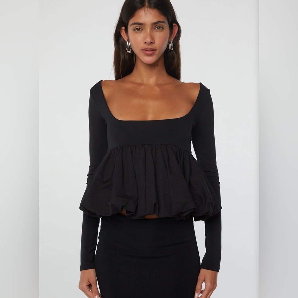 🖤The Line by K Uwe Bubble Top – Size Small